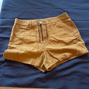 *SOLD* Madewell high-waisted Carmel colored shorts, cotton and linen, size 8